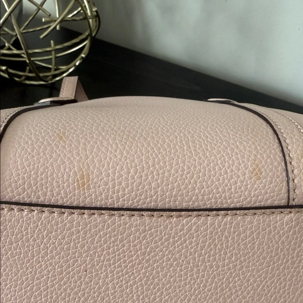 Tory Burch Perry Small Triple Compartment Tote 81928 Shell Pink - Picture 9 of 16